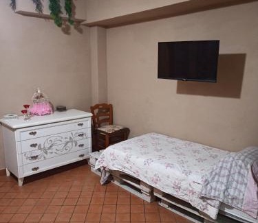 Portico di Caserta Apartment | taverna delle meraviglie esmeralda