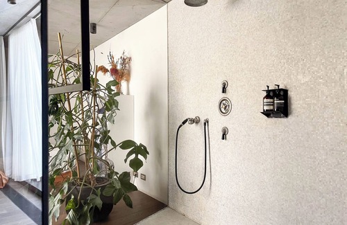 Dansaert Hotel | Teddy Picker