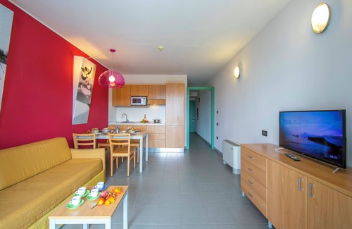 Sestriere Apartment | Teleo 82 Ski In - Ski Out 50m