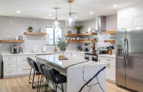 Rural-Geneva House | Tempe Wesleyan home