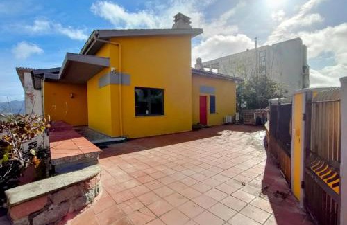 Tempio Pausania Apartment | Tempio Pausania Solar private apartment 30 minutes from the sea - Appartamento solare a 30 minuti dal mare