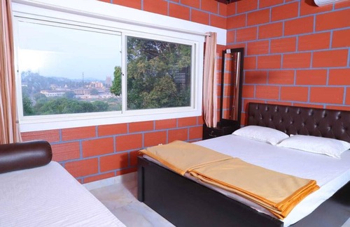 Sringeri Hotel | Temple View Homestay