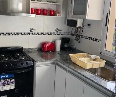 Lanus Apartment | "Temporarios Donbasi" departamentos 3 ambientes con cochera