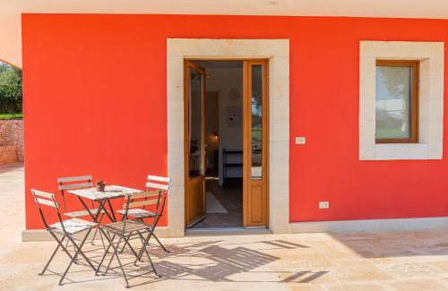 Fasano Apartment | Tenuta Fascianello Appartamento 5 Wood