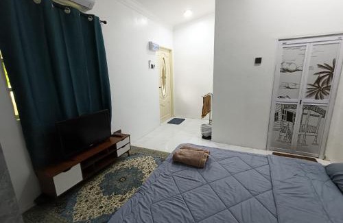 Dungun District House | Teratak Adamia Roomstay 02