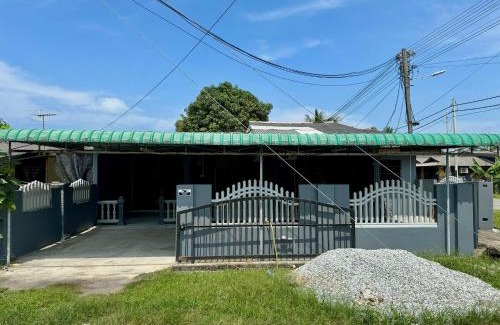 Kuala Terengganu House | Teratak Tok Ma Rumah Cengal