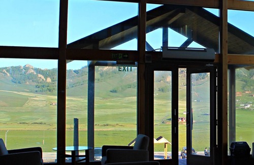 Ulaanbaatar Hotel | Terelj Hills Lodge