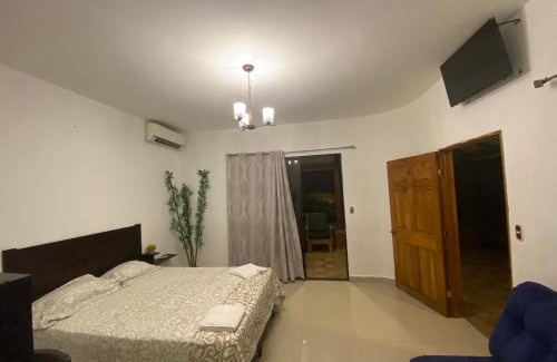 Coatepeque Hotel | Termales El Paraíso