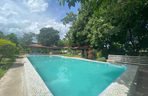 Coatepeque Hotel | Termales El Paraíso