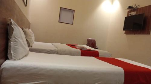 Chembur East Hotel | Terminus Square