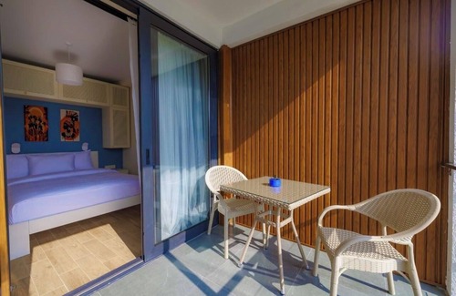 Ureki Apartment | Terrace Kaprovan