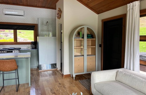 Rockbridge Cabin | Terrapin Hideaway's Pond Slider Studio Cabin, Hocking Hills Logan Laureville Rockbridge Studio Cabin.