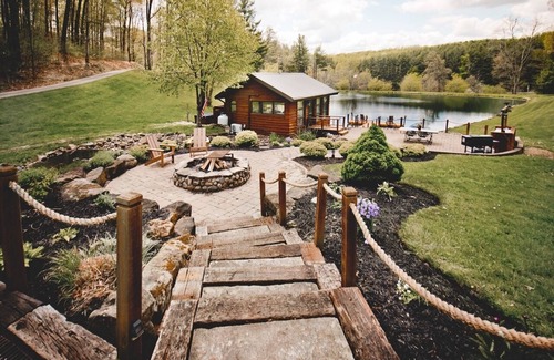 Rockbridge Cabin | Terrapin Hideaway's Pond Slider Studio Cabin, Hocking Hills Logan Laureville Rockbridge Studio Cabin.