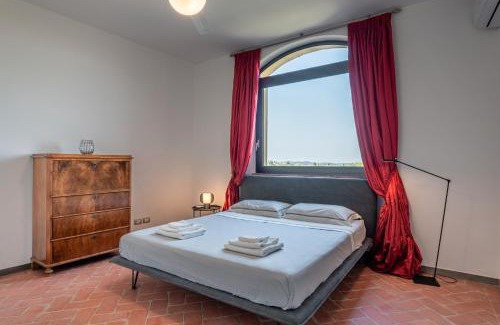 San Miniato Apartment | Terrazza su San Miniato con garage