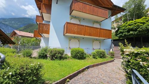 Molveno Apartment | TERRAZZA SUL LAGO