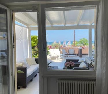 Torre Pedrera Apartment | Terrazza sul mare