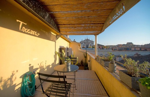 Rome City Centre Apartment | Terrazzo Apartment, A Loft With Terrace In Piazza Di Pietra
