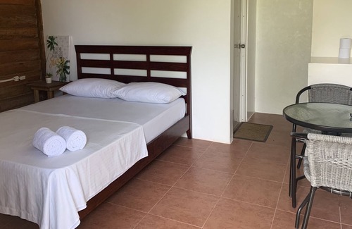 Dauis Bed & Breakfast | Terreza's Place