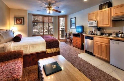 Four O'Clock Resort | Terrific On Mountain Property Avail 02.03.24 to 2.10.24