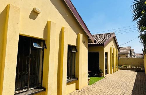 Harare House | Terry's Cozy Gem