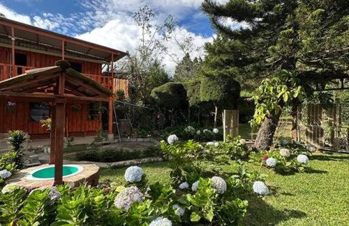 Los Naranjos Ski Chalet | Texas Long Horn Cabaña Los Naranjos