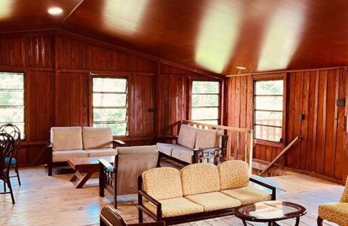 Los Naranjos Ski Chalet | Texas Long Horn Cabaña Los Naranjos