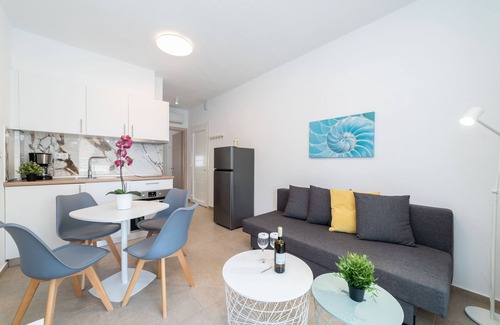 Paralia Ofryniou Apartment | Thalassa & Thalassa Prive Residential Complexes