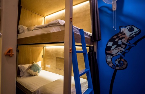 Cha-am House | Thalay Cha Am Dorm Room of 4 Beds, A Co-living With Million Dollar View