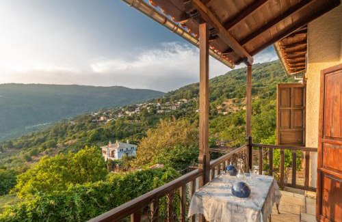 Agios Lavrentios Apartment | Thalia's Abode