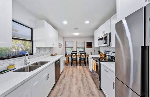 North Palm Beach Heights House | The 19th Hole, Abacoa Golf