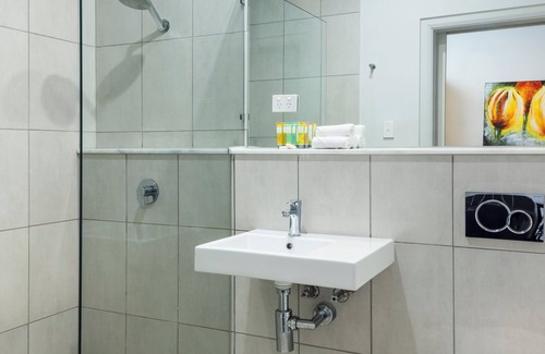 Cairns Central Business District Hotel | The Abbott Boutique Hotel