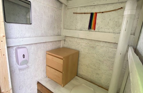 Faraday Cabin | The Albion - A Cabin Nestled in Nature