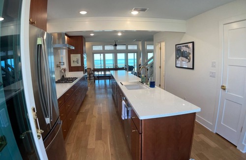 Alligator Point House | The Anchor.Newly remodeled Gulf to Bay 3bed/3.5bath Sleeps 6-8 NEW FALL 2025