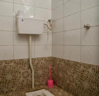 Kampala Cabin | The ankh guest house makidye