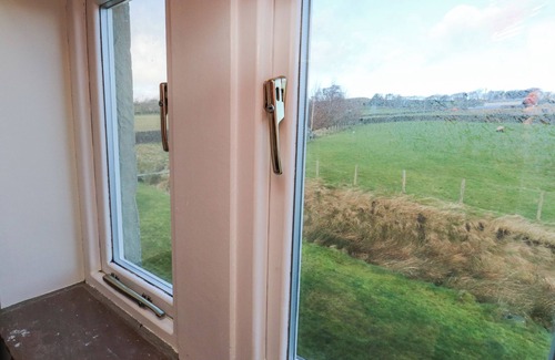 Sutton-in-Craven Cottage | THE ANNEXE, pet friendly, with a garden in Skipton