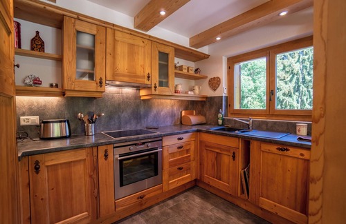 Alpe des Chaux Apartment | The apartment is located 800m from the Barboleuse gondolas taking you to the Gryon - Villars - Les D