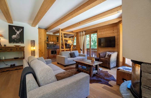 Alpe des Chaux Apartment | The apartment is located 800m from the Barboleuse gondolas taking you to the Gryon - Villars - Les D
