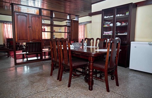 Ada House | The Arden’s: Charming and serene 4-bedroom getaway with modern amenities