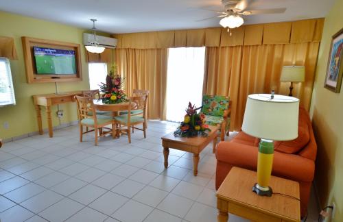 Simpson Bay Hotel | The Atrium Beach Resort and Spa Sint Maarten, Ascend Hotel Collection