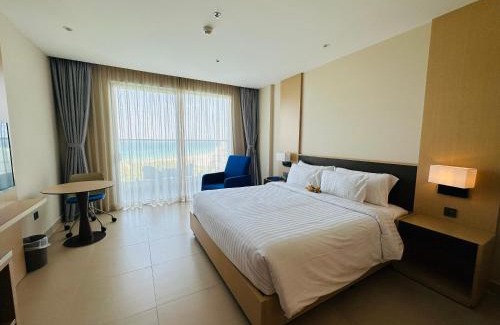 Cam Ranh Apartment | The AZURE Arena Cam Ranh Resort