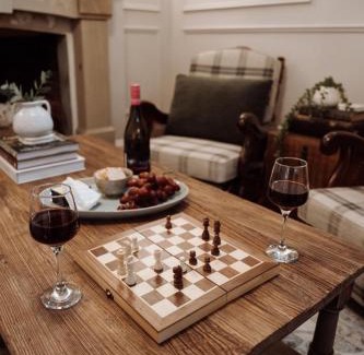 Launceston CBD House | The Balfour, classic cottage in Launceston's Café Quarter