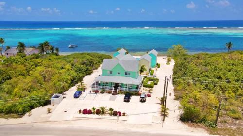 Colliers Bay House | The Banana Bird at Cottages