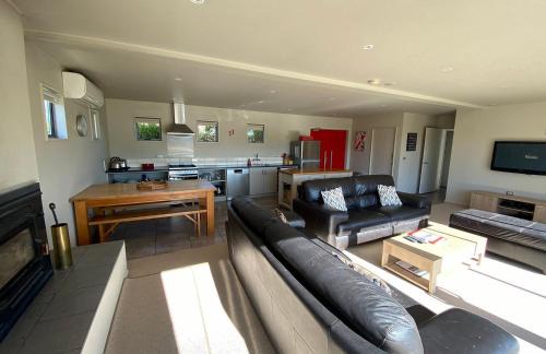 Lake Tekapo House | The Barn