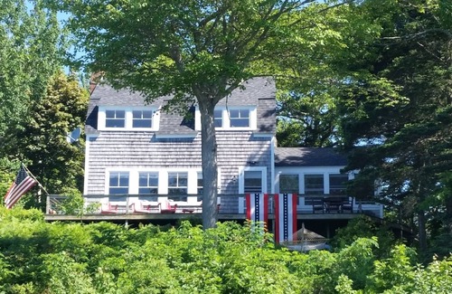 Brooksville Cottage | The Barnacle