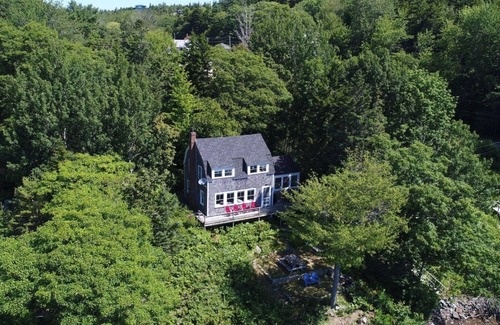 Brooksville Cottage | The Barnacle