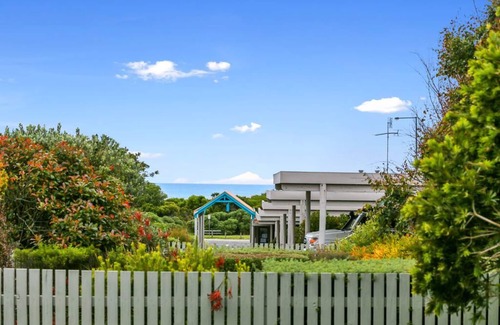 Apollo Bay Apartment | The Bay Beach Studio - Free Wifi