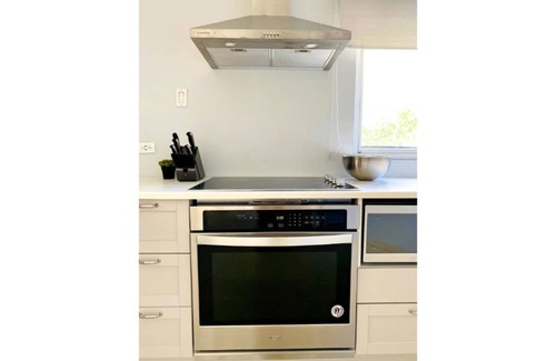Simpson Bay Condo | The Beach Condo - a modern 2-bedroom beachfront condo packed with amenities.