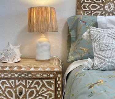 Platja de l'Arenal Apartment | THE BEACH HOUSE PLAYA DEL ARENAL Jávea - Pool and Garden Steps from the beach