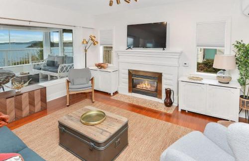 Chemainus Apartment | The Beach House Suite