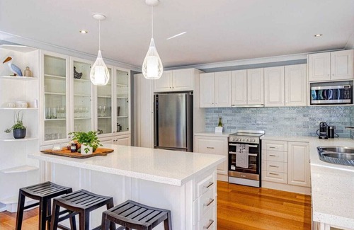 Pretty Beach Central Coast House | The Beacon By Coast Hosting